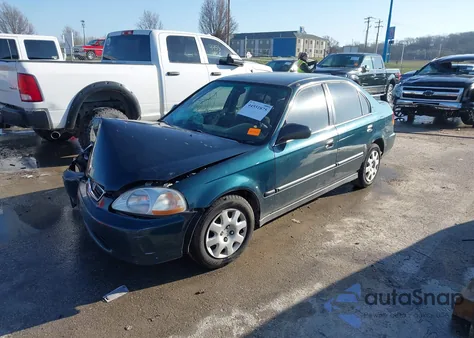 1998 Honda Civic Lx из США, поврежденный, VIN 1HGEJ6676WL053871
